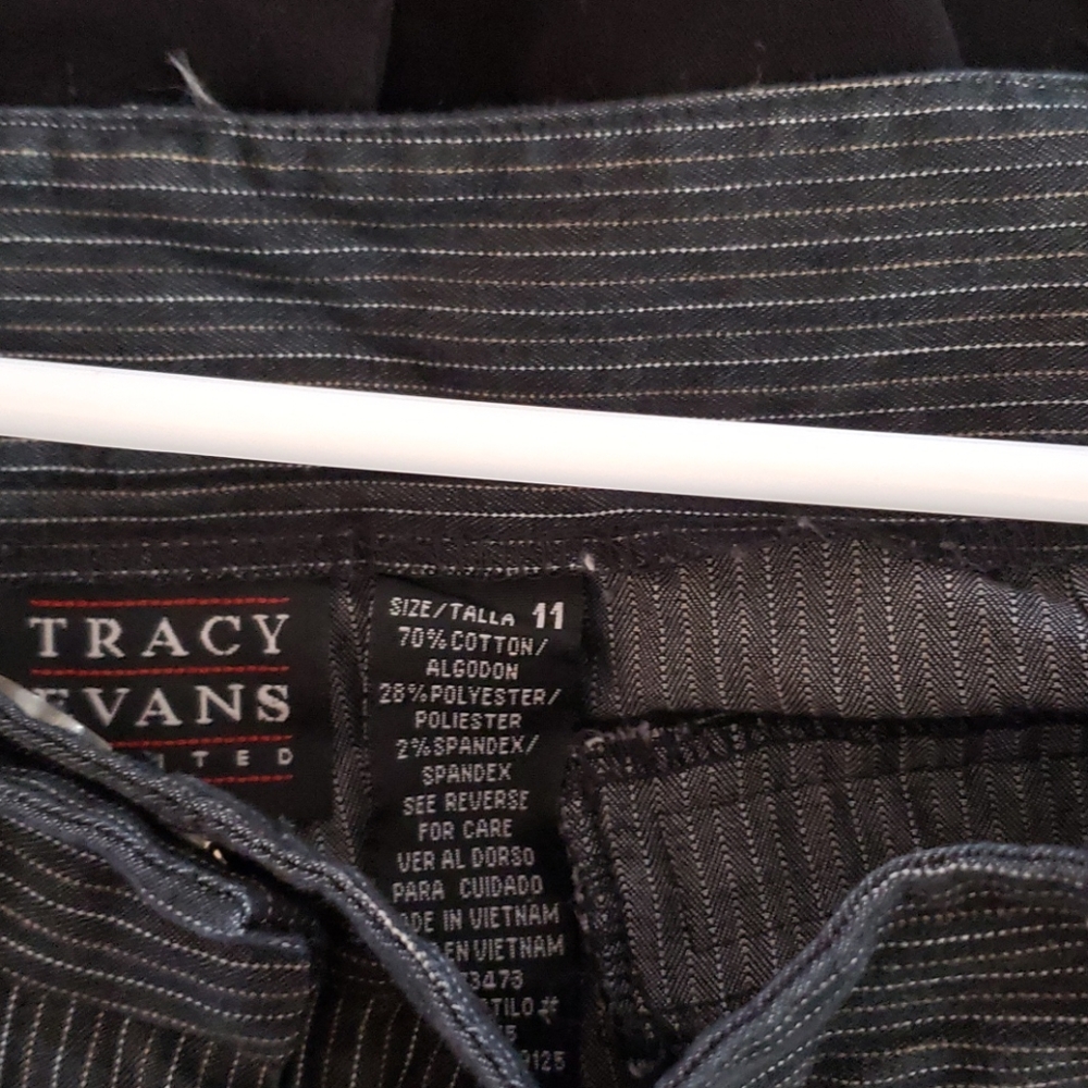 Clothes - Picture 3 of 3